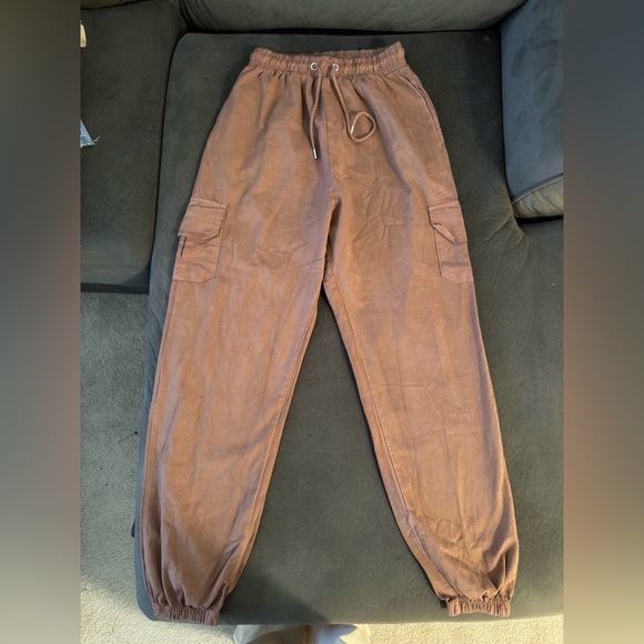 PrettyLittleThing Pants - PrettyLittleThing Chocolate Brown Cargo Jogger Pants Size M High Waisted